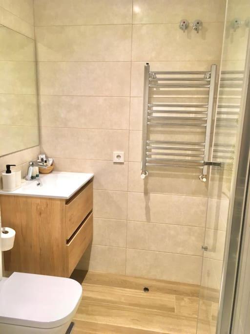 Rocamar Centro Playa San Lorenzo - Parking Gratuito Gijón Zewnętrze zdjęcie